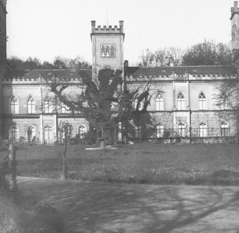 11 Hosterwitz, Keppschloss 