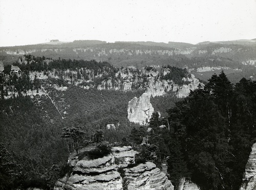 R251021 Blick vom Basteifelsen 