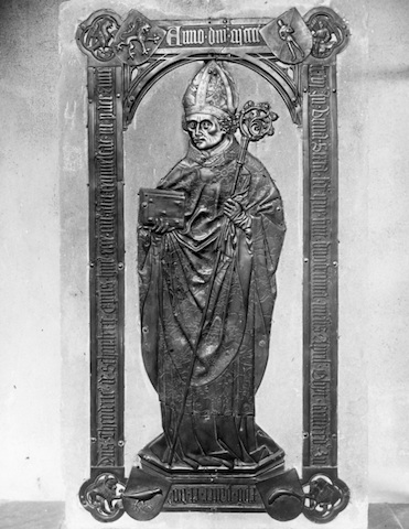 AR105008 Bronzegrabmal des Bischofs Dietrich v Schönberg gest 1476 