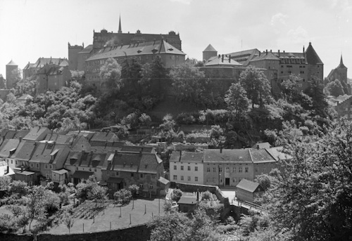 R143079 Bautzen Blick vom Poitschenberg über die Spree auf die Ortenburg 