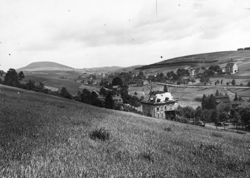 R27014 Sächsischer Niederschlag Blick zum Bärenstein 