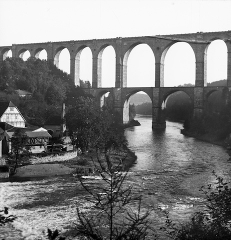 R42012 Talbrücke bei Luzenau 