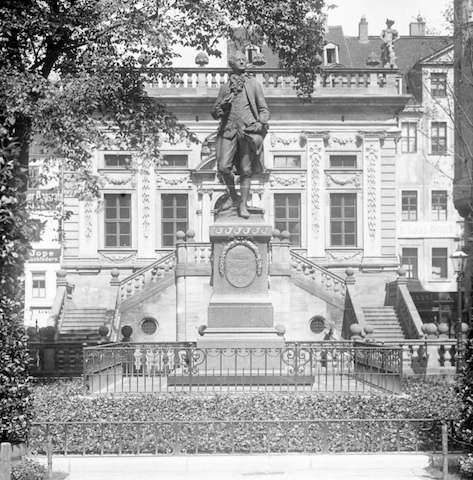 R4032 Leipzig Goethedenkmal 