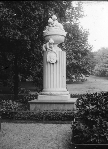 R4038 Leipzig Robert Schumanndenkmal Roßplatz 